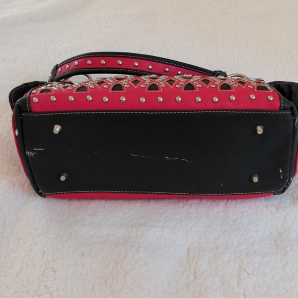 Studded leather purse with a matching wallet - Picture 12 of 12